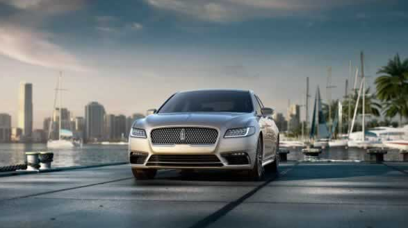 2017 Lincoln Continental Exterior Front End